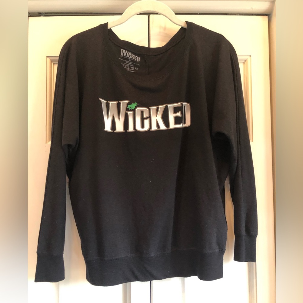 Wicked, Broadway, long sleeve t shirt, M (fits like jr size)